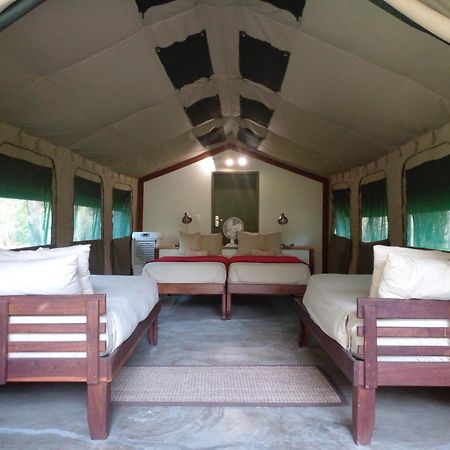 Hotel Zambezi Mubala Camp à Katima Mulilo Chambre photo