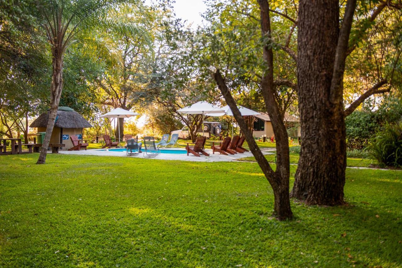 Hotel Zambezi Mubala Camp à Katima Mulilo Extérieur photo