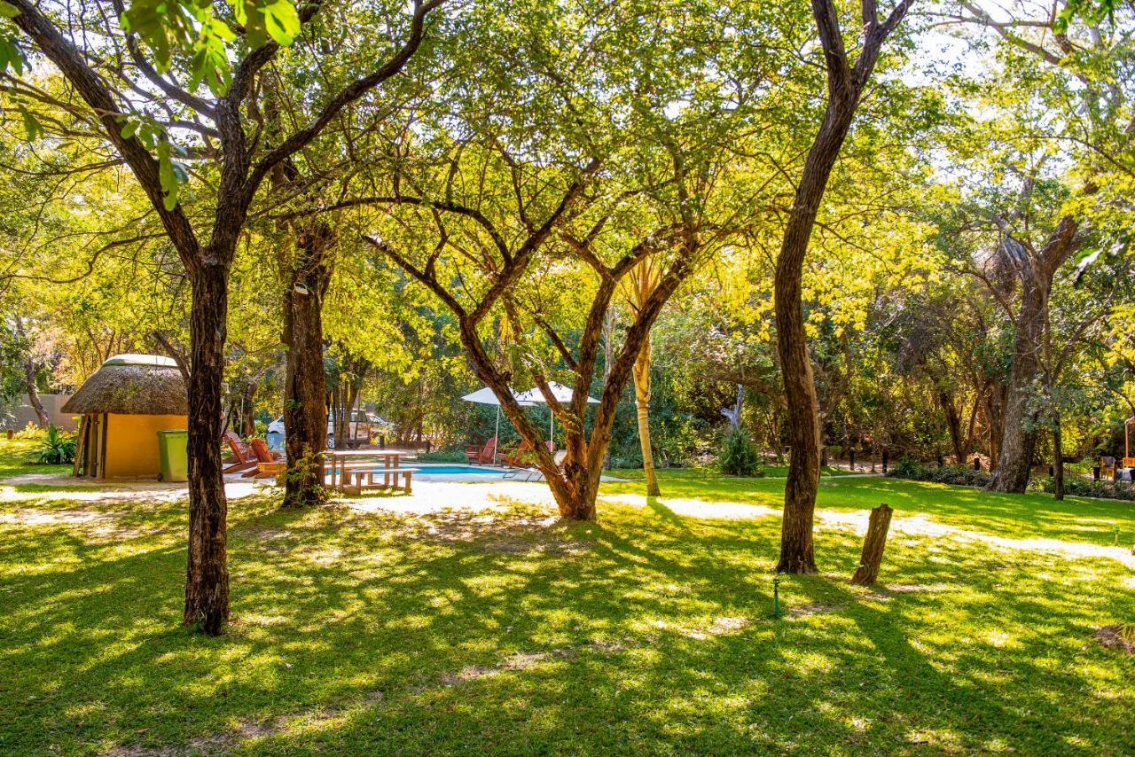 Hotel Zambezi Mubala Camp à Katima Mulilo Extérieur photo