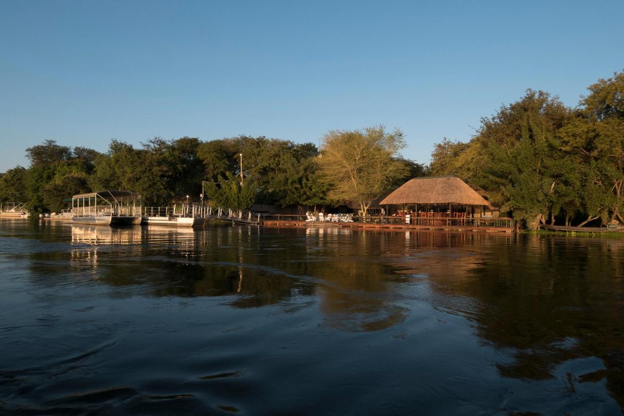 Hotel Zambezi Mubala Camp à Katima Mulilo Extérieur photo